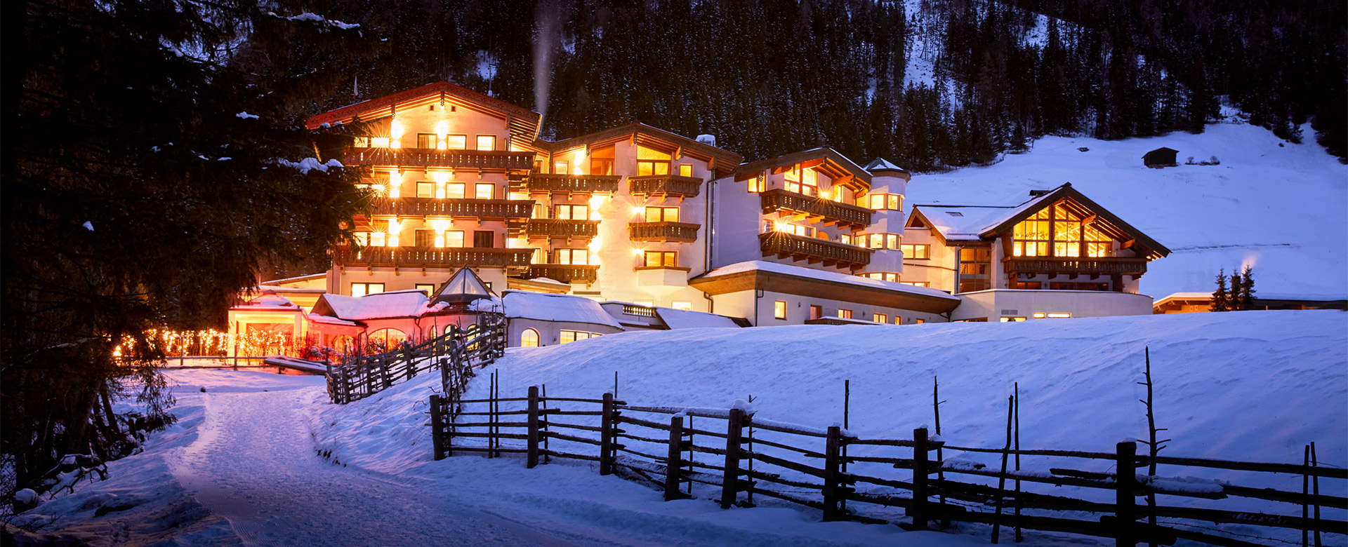 Hotel Adler Inn Skiurlaub Baby Familienhotel Hintertux Zillertal